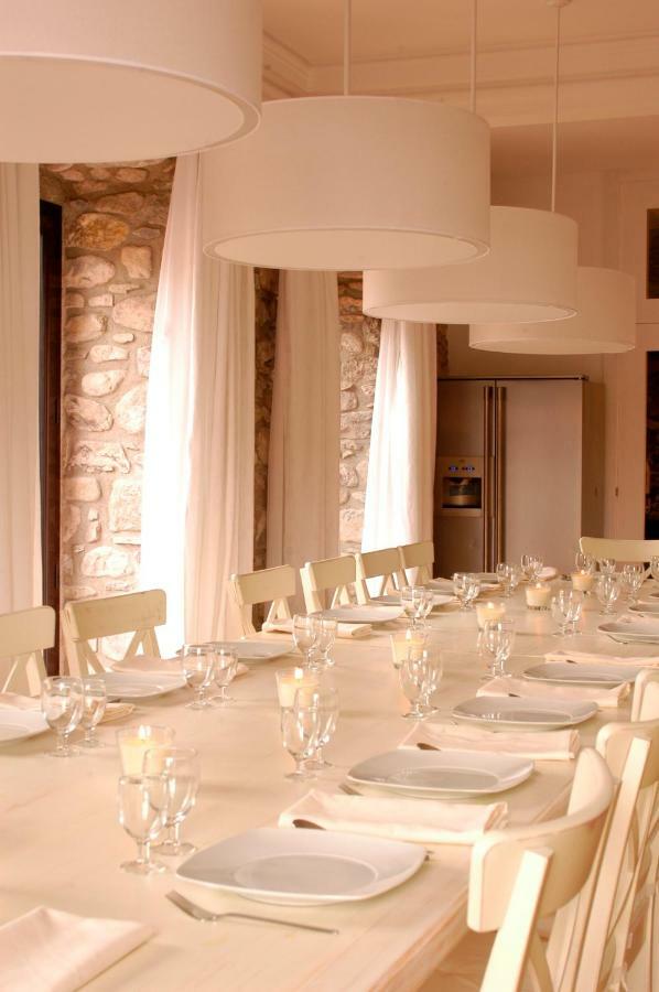 El Castell De La Pobla De Lillet (Adults Only) Villa Exterior foto